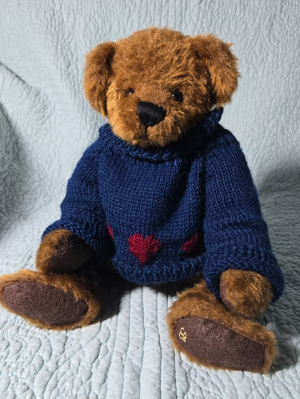 GANZ Cottage Collectible 17" Bear Navy Sweater  Hearts Artist Mary Holstead